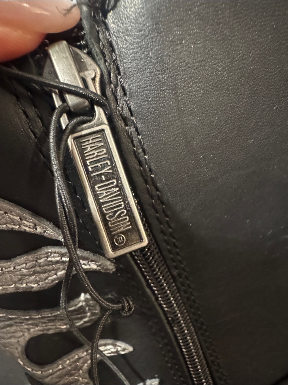 NWT Harley-Davidson Women’s Korsen Silver 5.75” Black/Silver leather boots- 6 - Picture 5 of 7